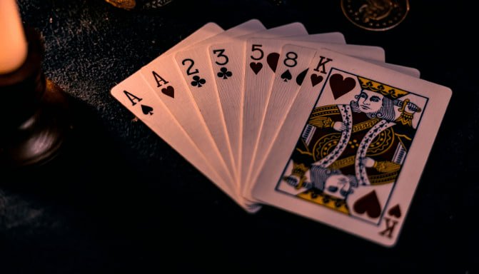 casuno game lobby interface showing slot and live casino categories on mobile